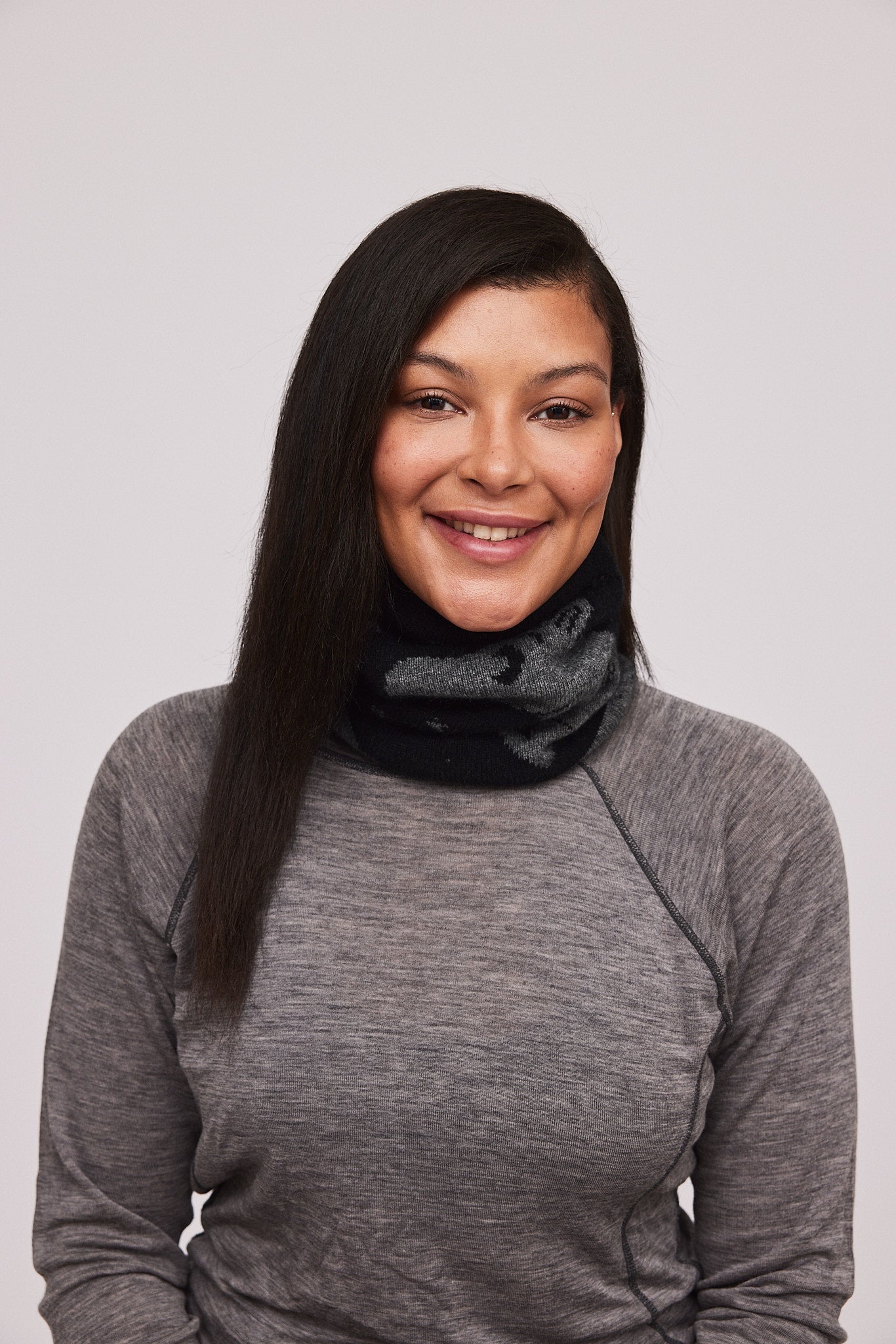 Mummitrollet Hals (Svart/Grå)